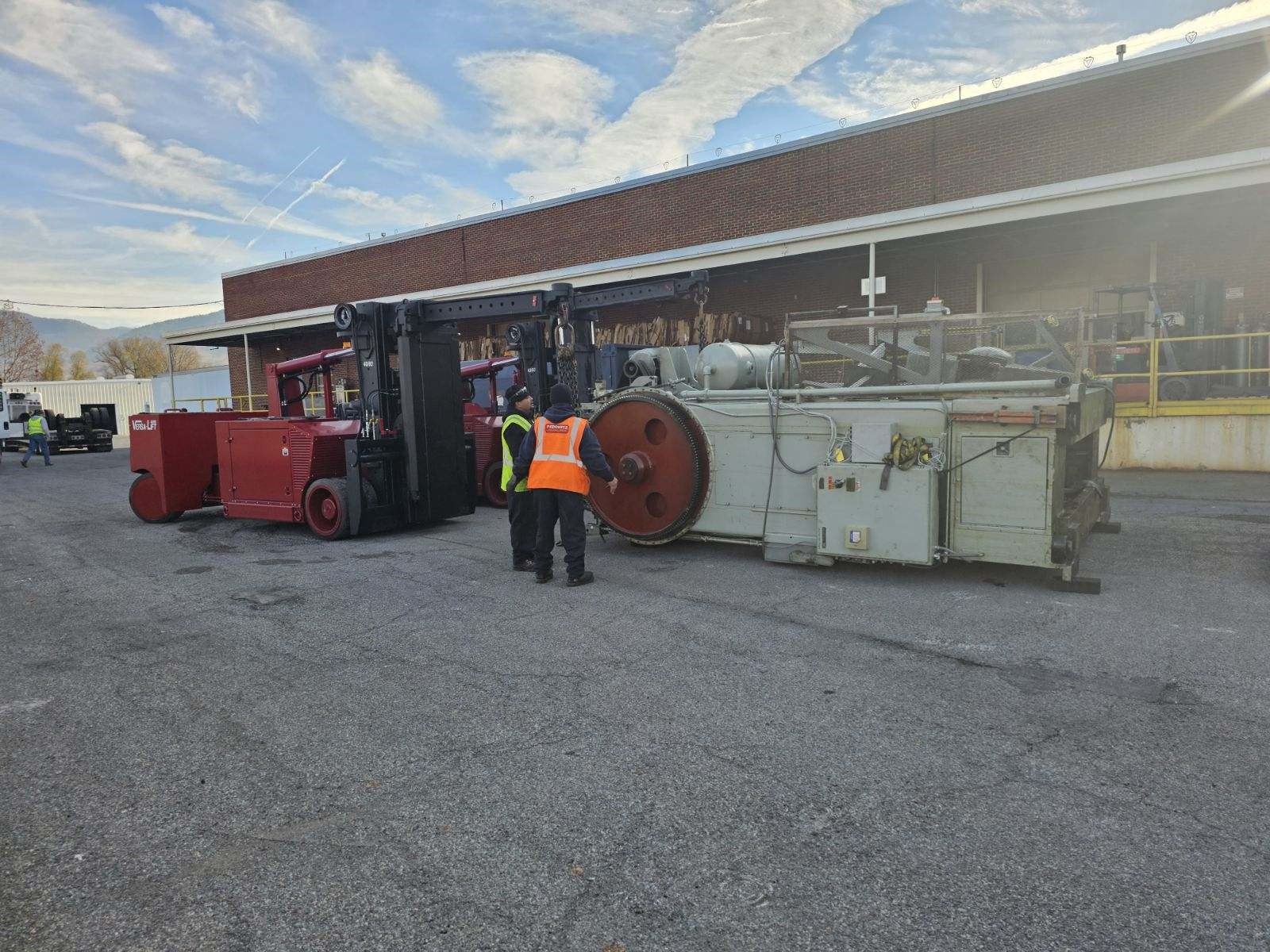 Read more about the article Connecticut Rigging Company Oversize Load Machinery Storage